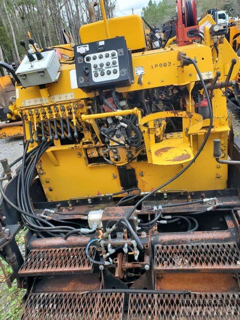  New Generation 5800C Асфальтовкладачі