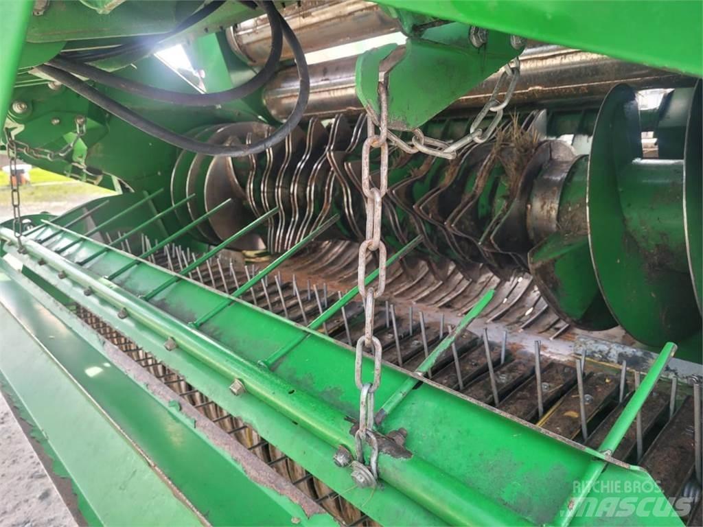 John Deere RBP 990 Рулонні прес-підбирачі
