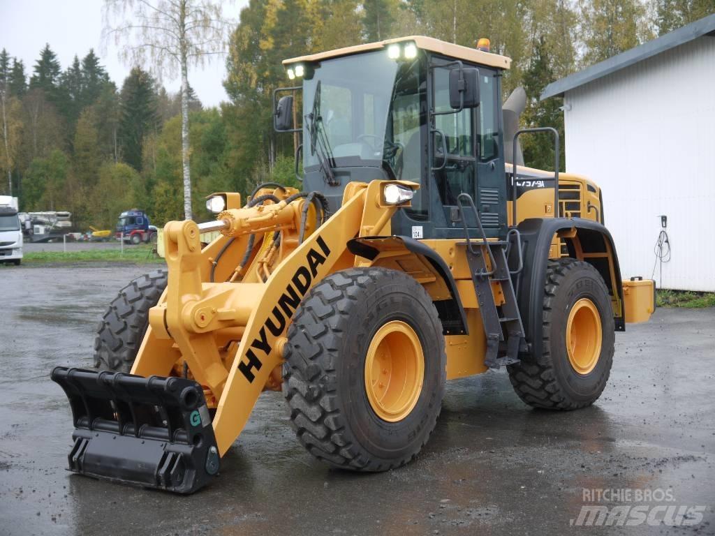 Hyundai HL 757-9A Фронтальні навантажувачі
