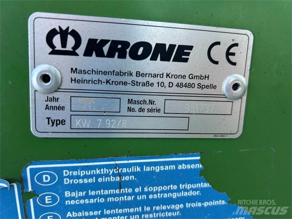 Krone KW 7.92 Граблі і сінозворушувачі