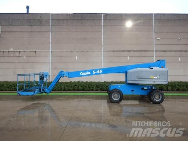 Genie S45 Телескопічні підйомники