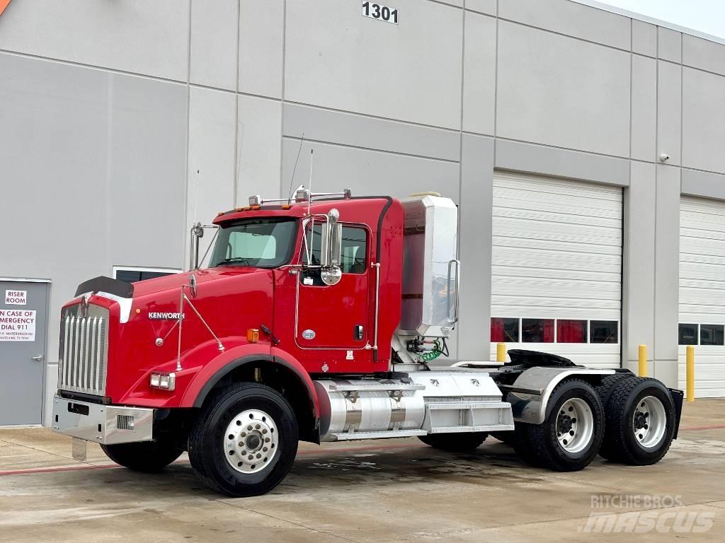 Kenworth T 800 Тягачі
