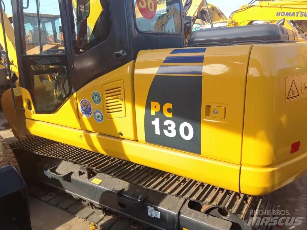Komatsu PC130 Гусеничні екскаватори