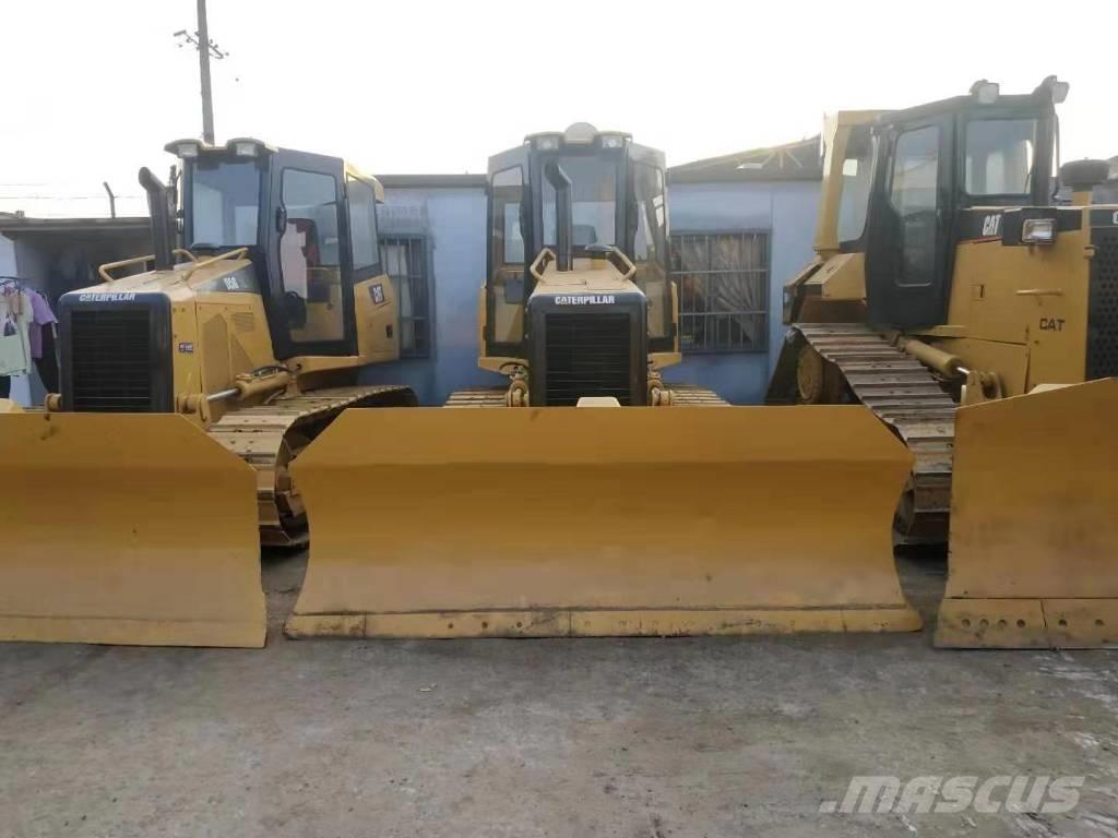 CAT D5M Гусеничні бульдозери