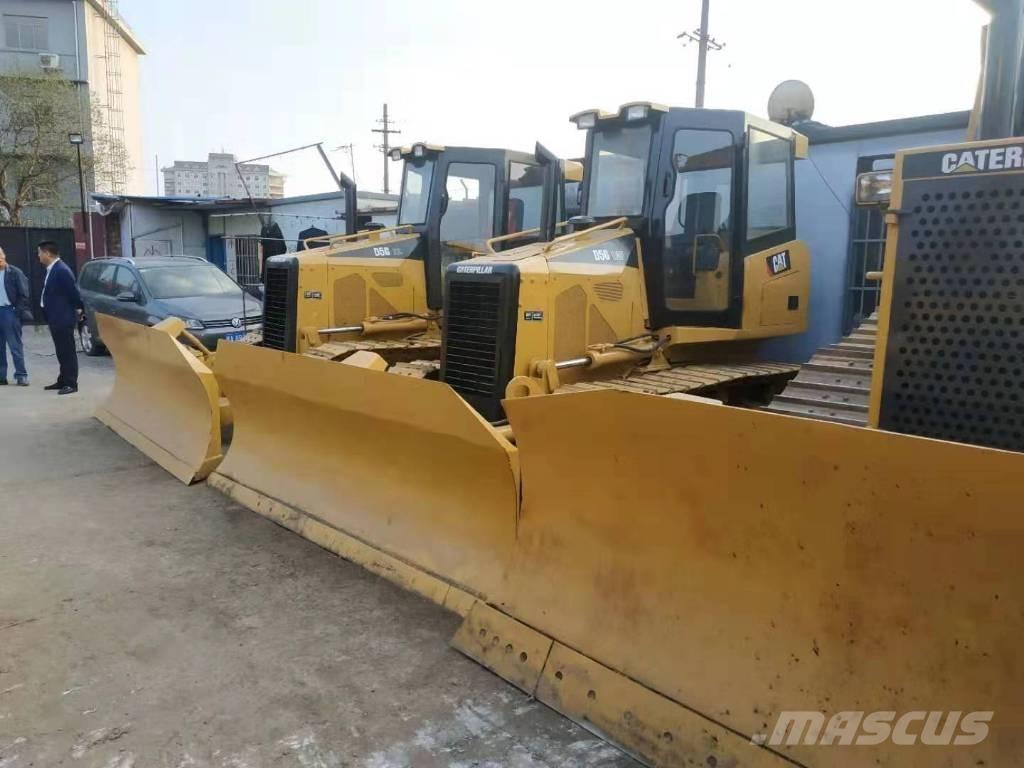 CAT D5M Гусеничні бульдозери