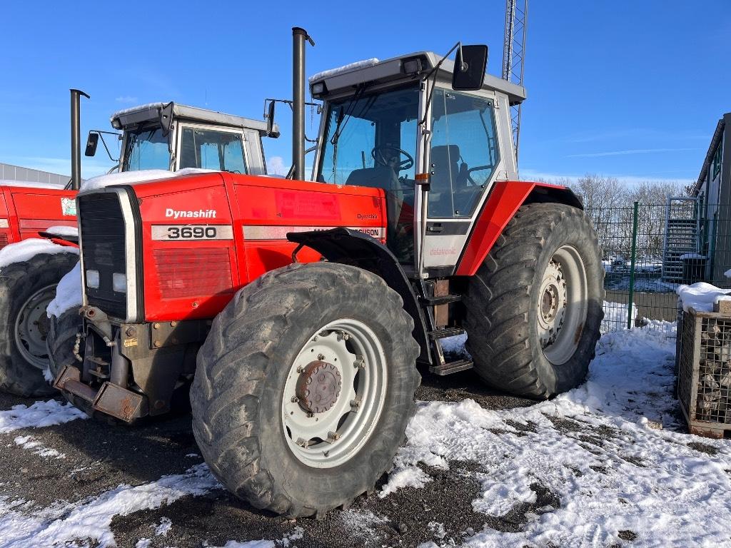 Massey Ferguson 3690 Трактори