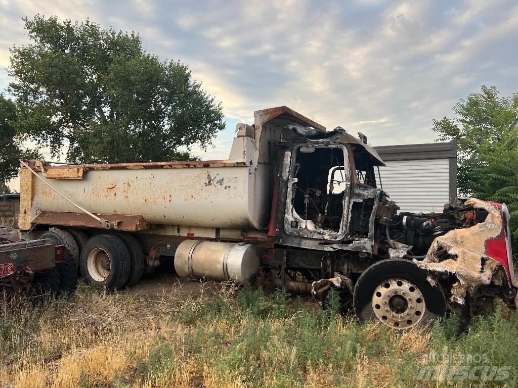 Peterbilt 377 Самоскиди