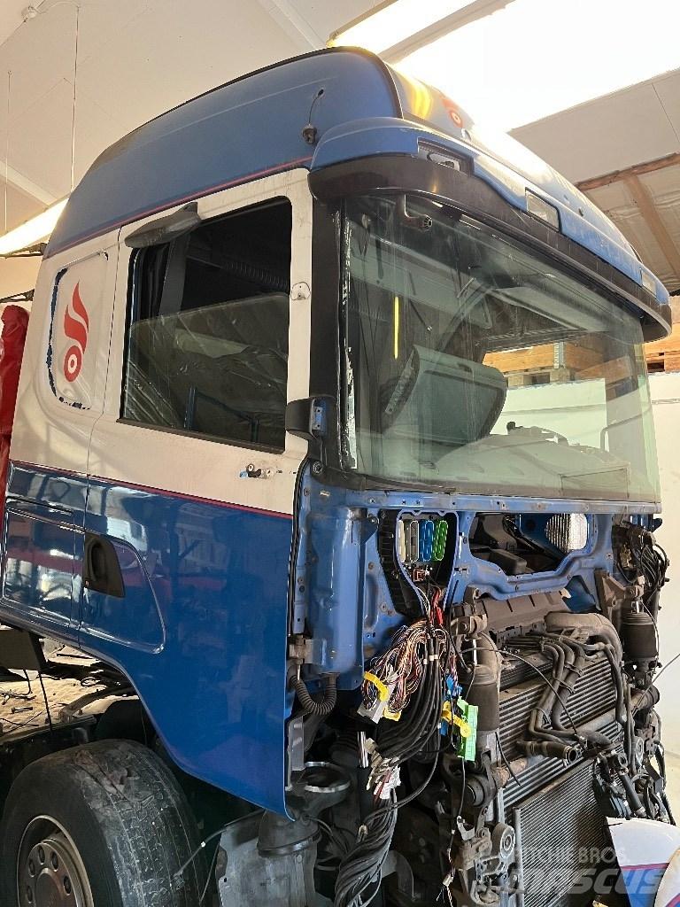 Scania CG19H Кабіни