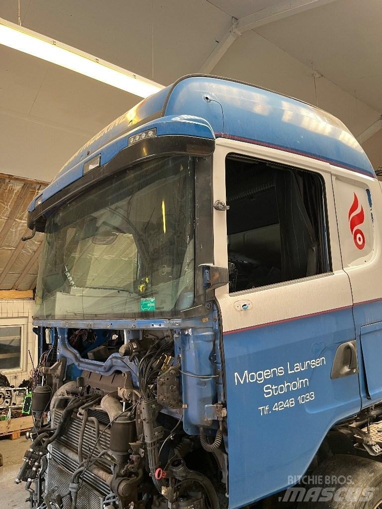 Scania CG19H Кабіни