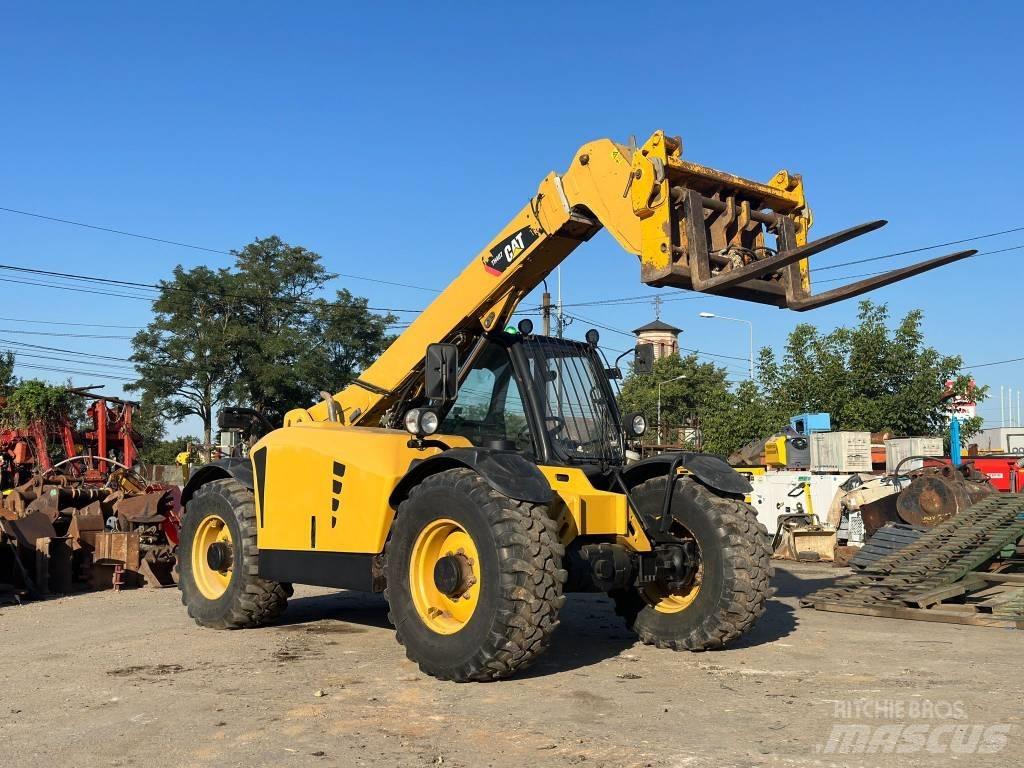 CAT TH407AG Телескопічний навантажувач