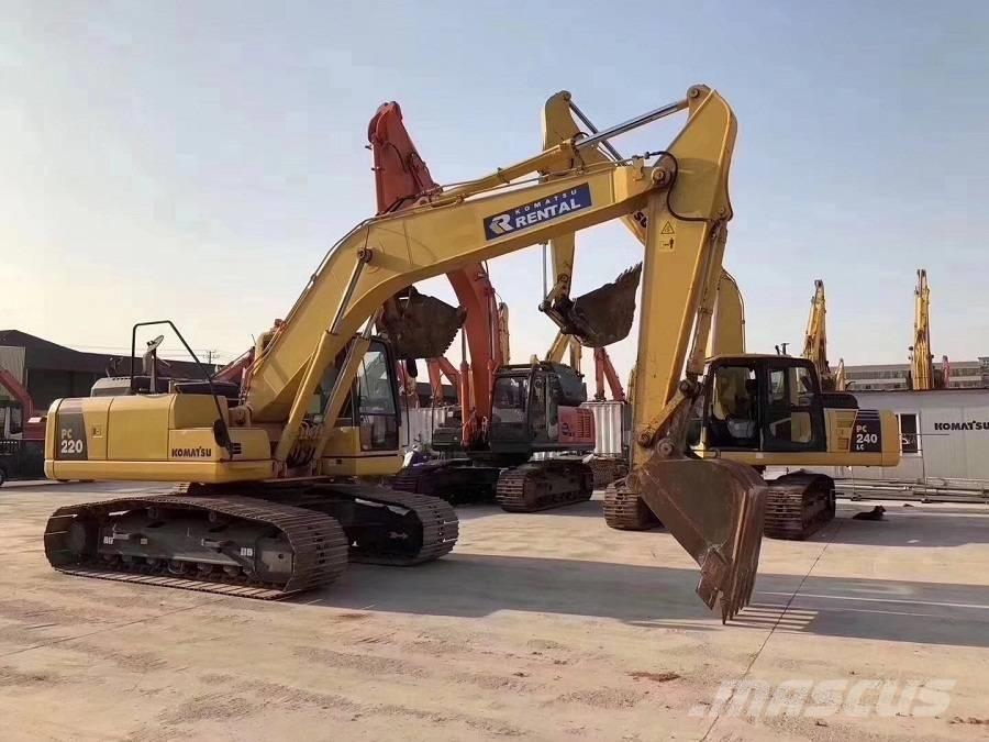 Komatsu pc220-7 Гусеничні екскаватори