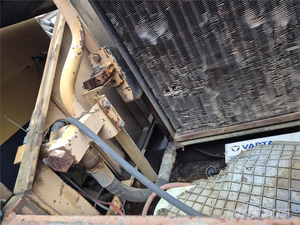 Komatsu PC180LC-3 Гусеничні екскаватори