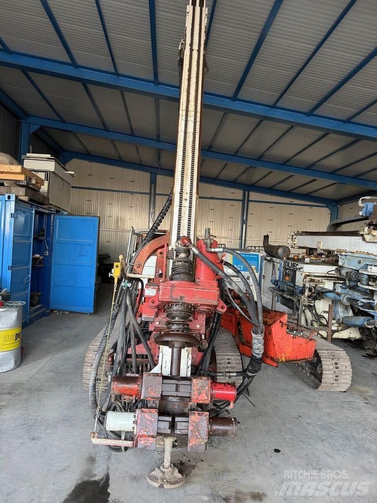 Soilmec SM305 Стаціонарні бурові установки