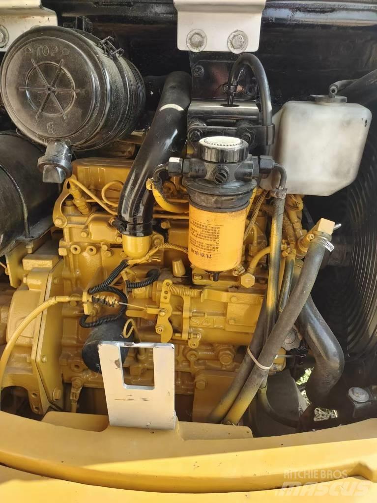 CAT 305 CR Міні-екскаватори < 7т