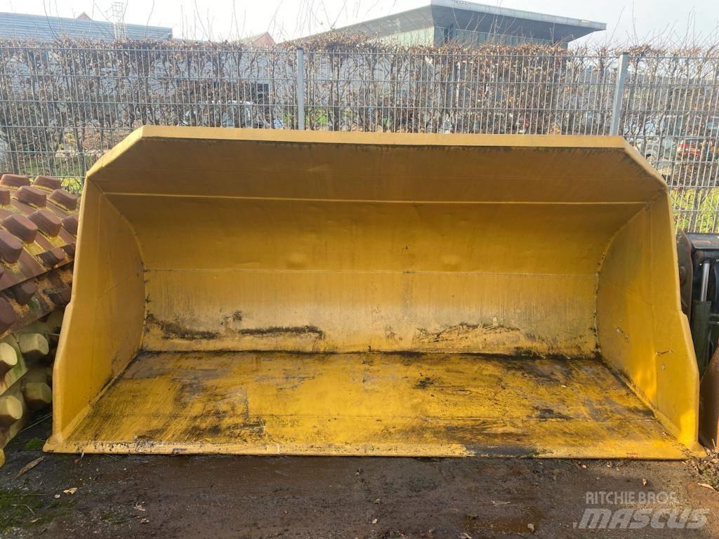CAT 972 Ковші