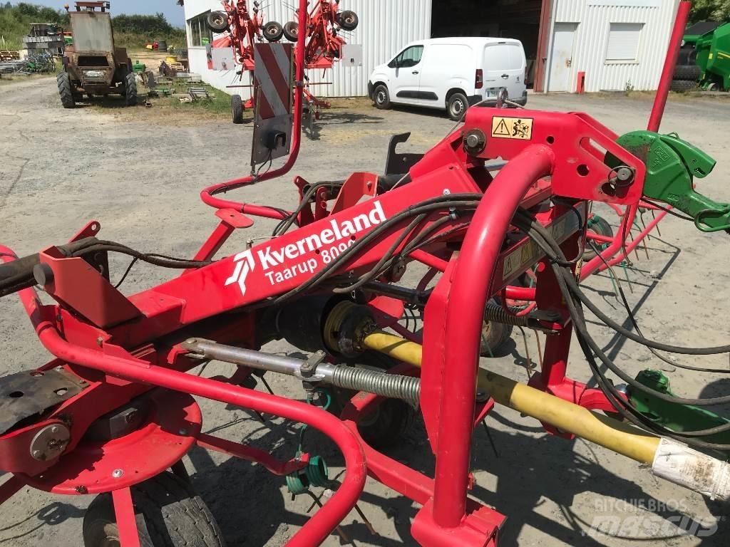 Kverneland 8090 Граблі і сінозворушувачі