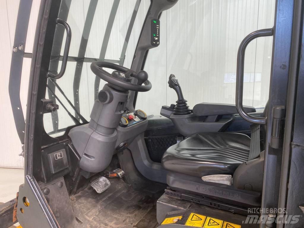 JCB TLT30-19E Електронавантажувачі