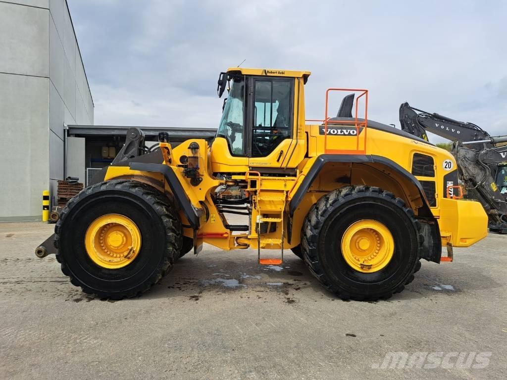 Volvo L220H Фронтальні навантажувачі