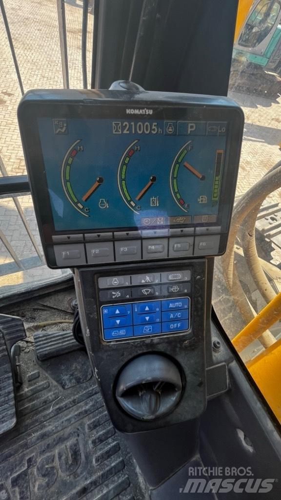 Komatsu PC850-8 R1 Гусеничні екскаватори