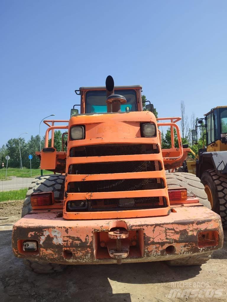 Fiat-Hitachi W 190 Фронтальні навантажувачі