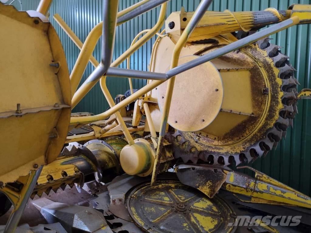 New Holland FR 9050 Кормозбиральні комбайни
