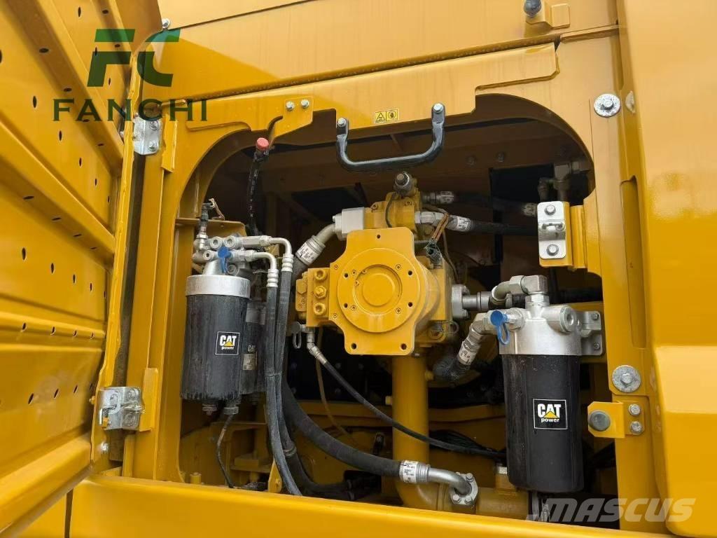 CAT 349 Гусеничні екскаватори