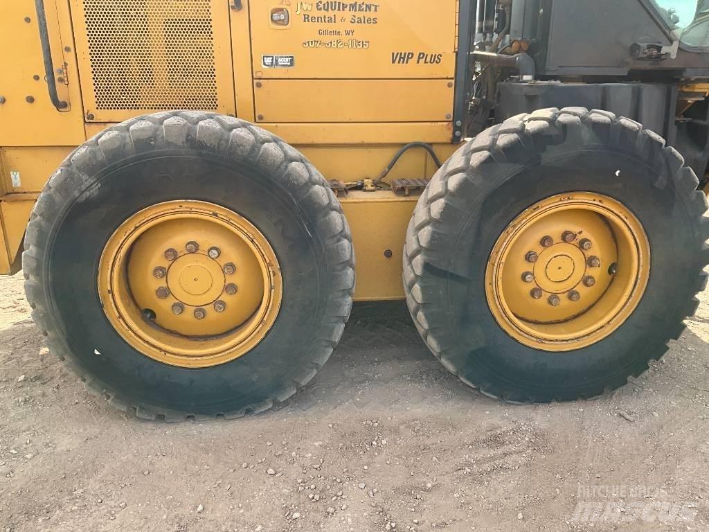 CAT 140 M AWD Грейдери