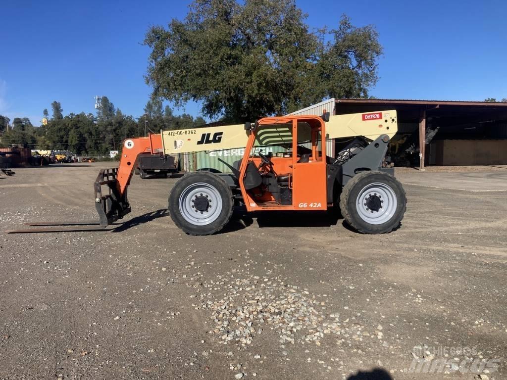 JLG G 6-42 A Телескопічні навантажувачі