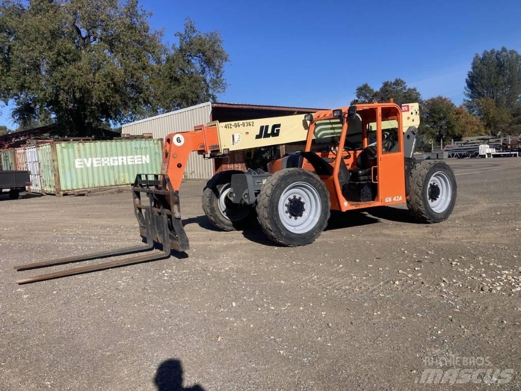 JLG G 6-42 A Телескопічні навантажувачі