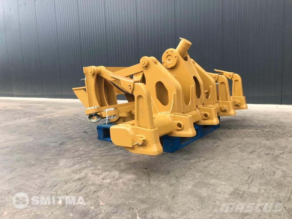 CAT 160M3 Скарифікатори