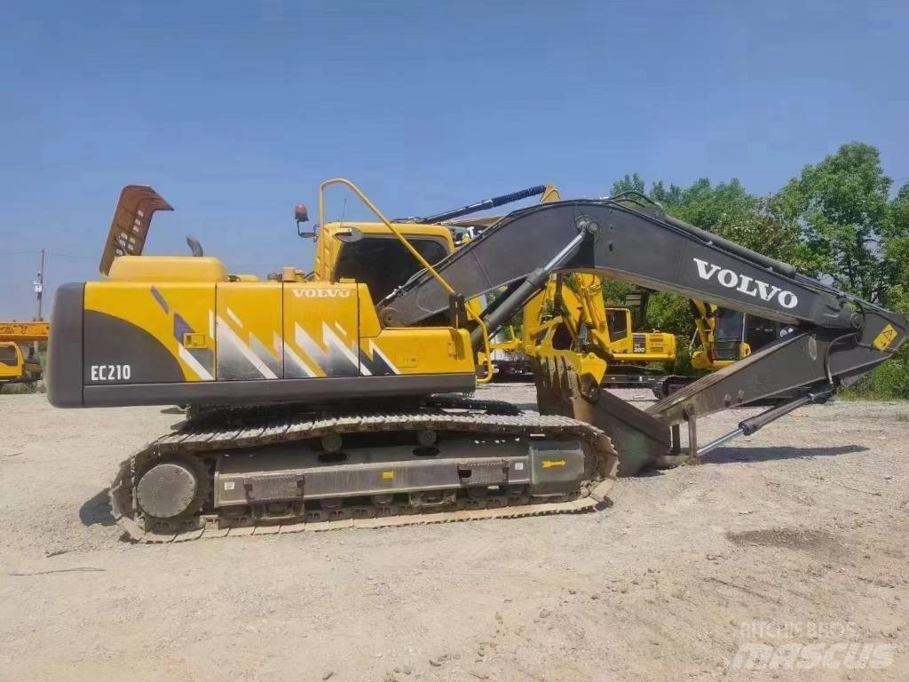 Volvo EC 210 Гусеничні екскаватори