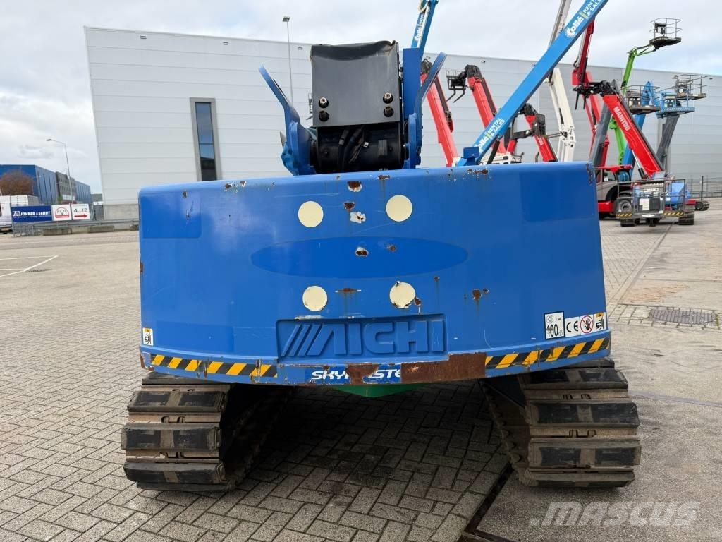 Aichi SR 12 CSM Телескопічні підйомники