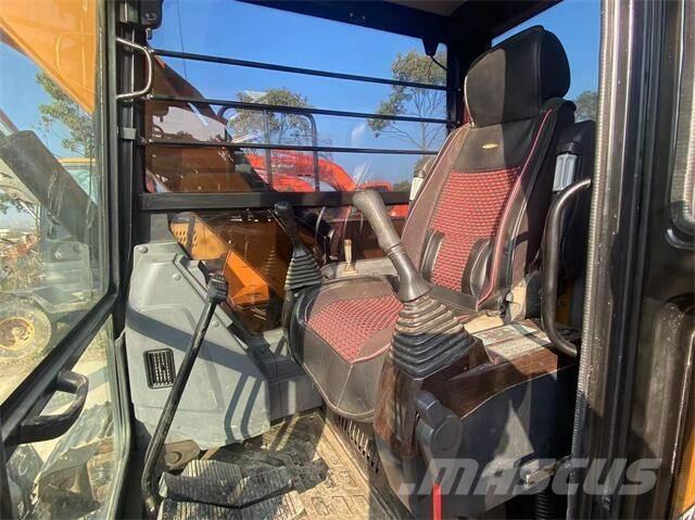 Sany SY75C Гусеничні екскаватори