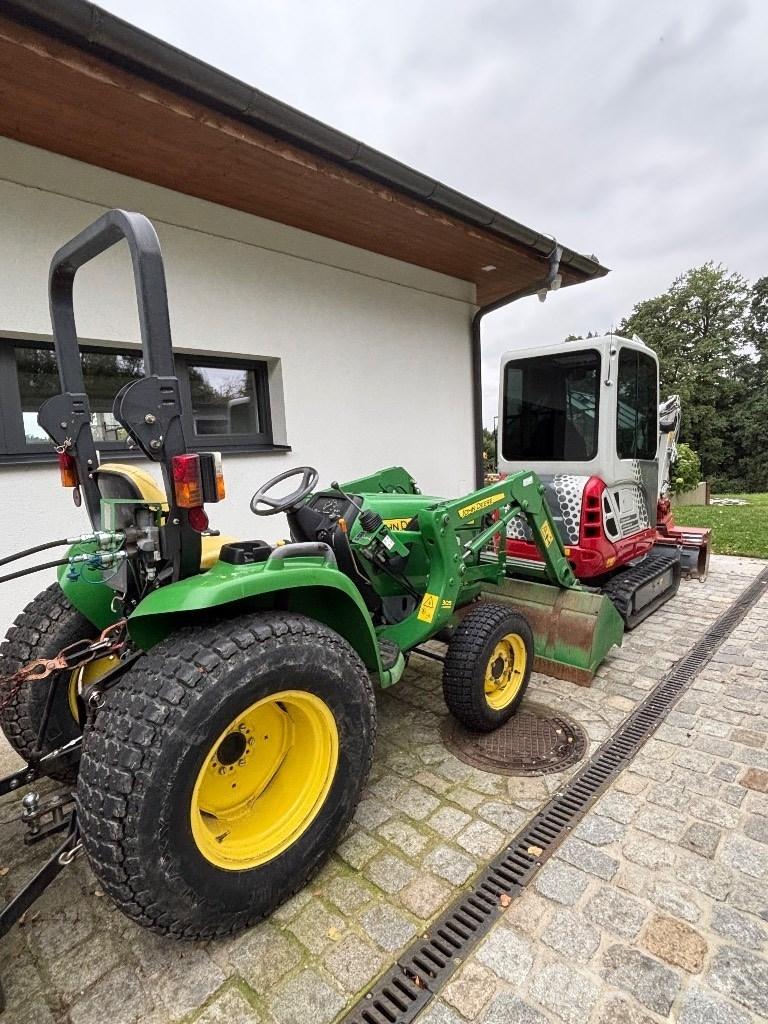 John Deere 3036 E Трактори