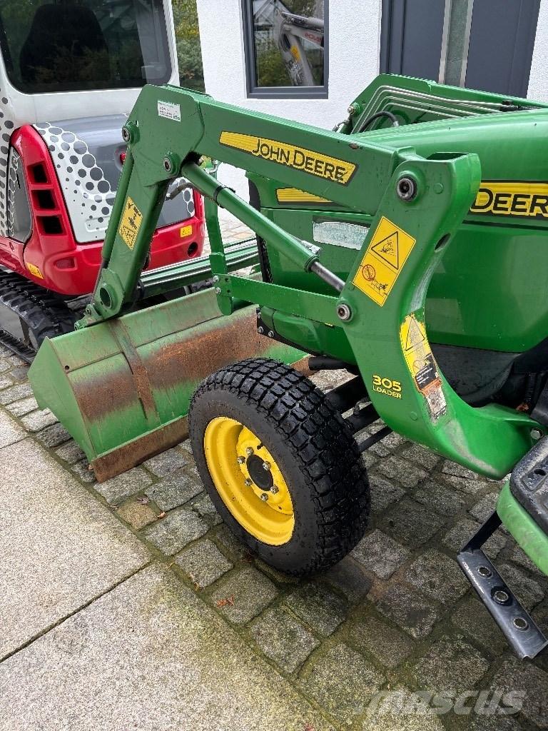 John Deere 3036 E Трактори