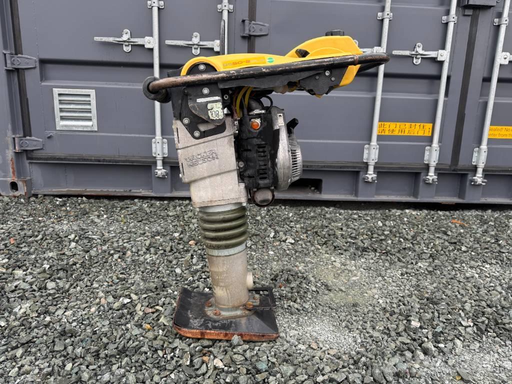 Wacker Neuson BS50-2 Трамбувальники
