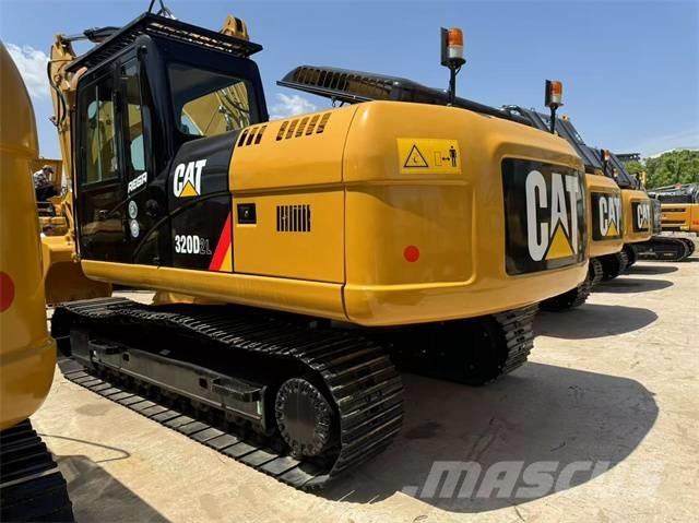 CAT 320 D Гусеничні екскаватори