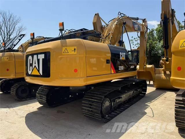 CAT 320 D Гусеничні екскаватори