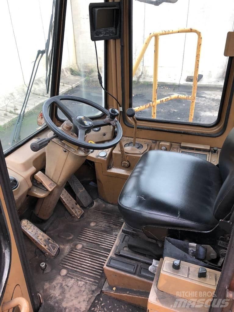 CAT 824 C Колісні бульдозери