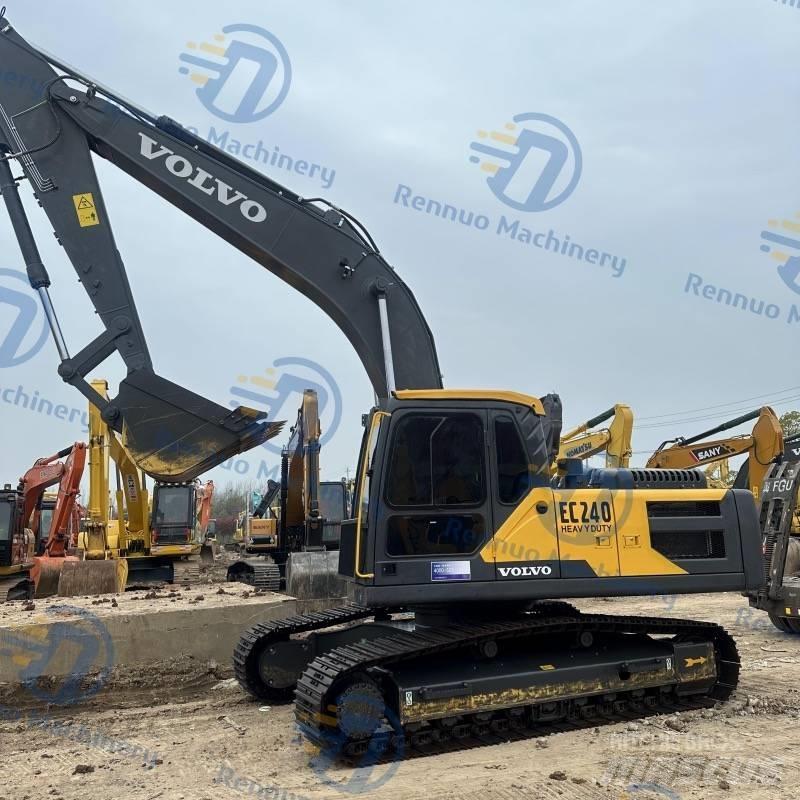 Volvo EC 240 D Гусеничні екскаватори