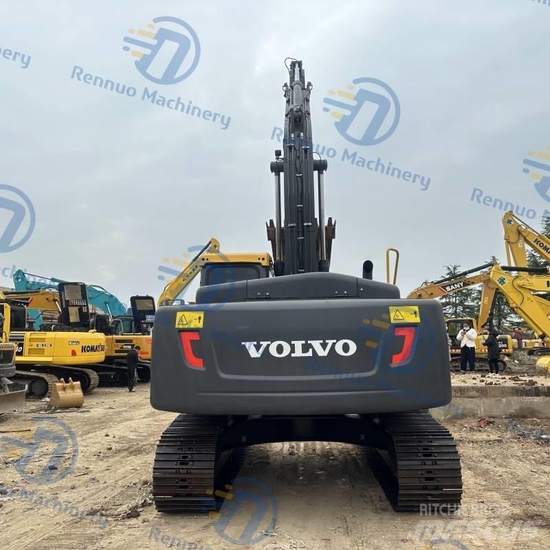 Volvo EC 240 D Гусеничні екскаватори