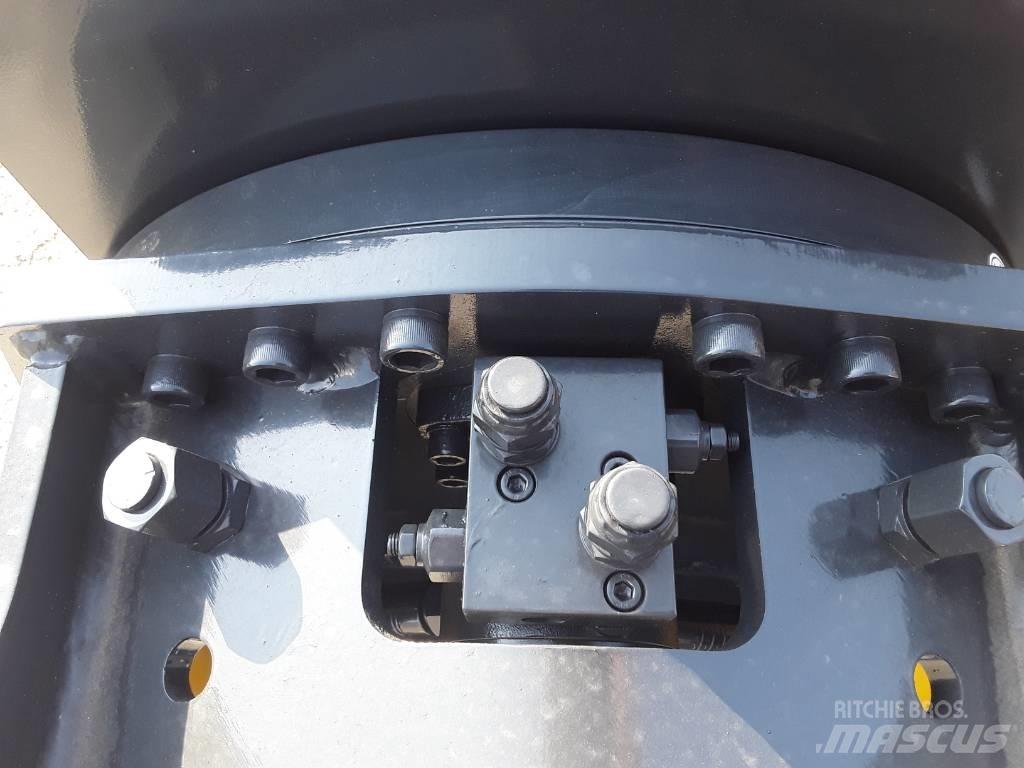 Mustang RH20 Будівельні роздрібнювачі
