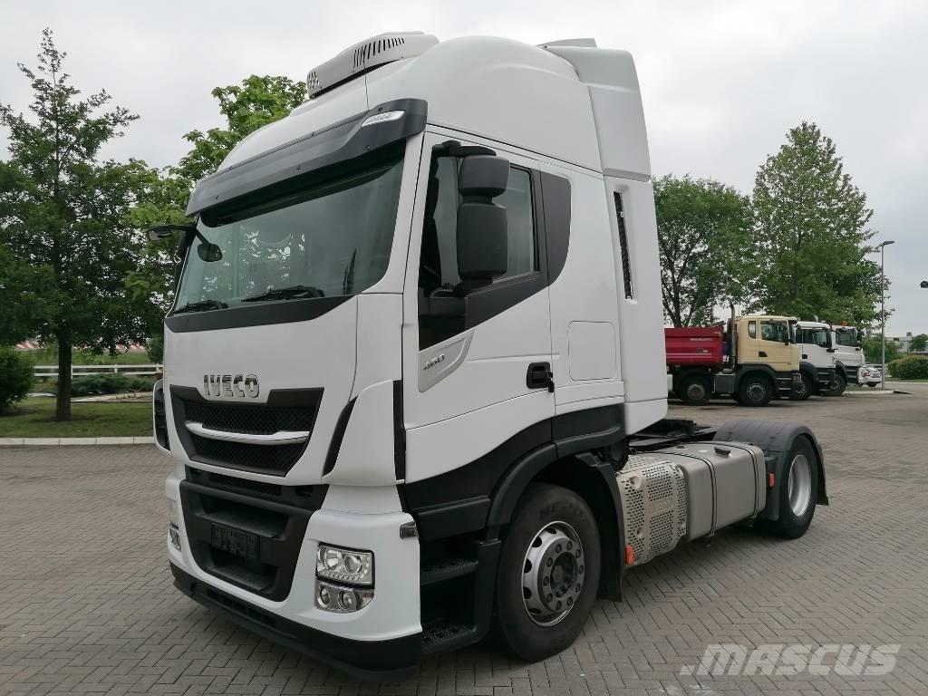 Iveco AS 440 ST/P Тягачі