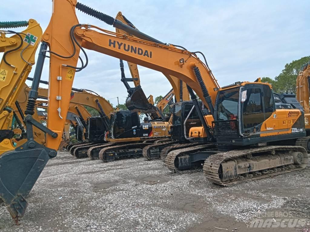 Hyundai R220-9S Гусеничні екскаватори