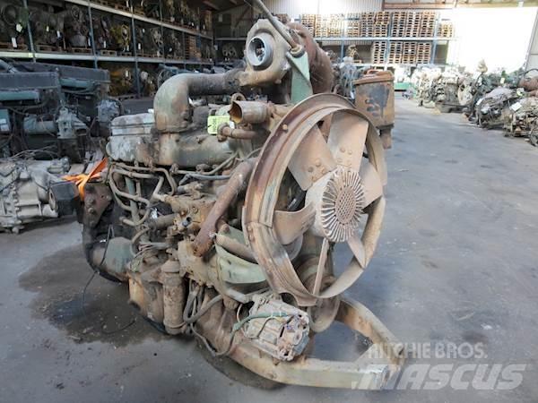 Volvo TD100A Двигуни