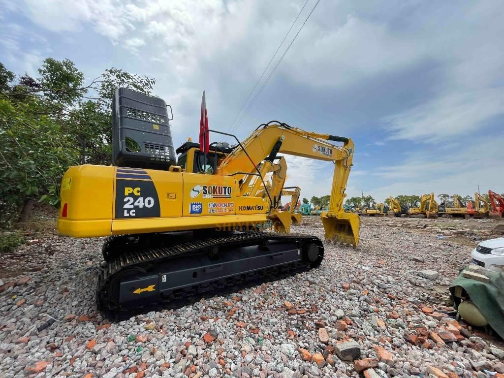Komatsu PC 240-8 Гусеничні екскаватори