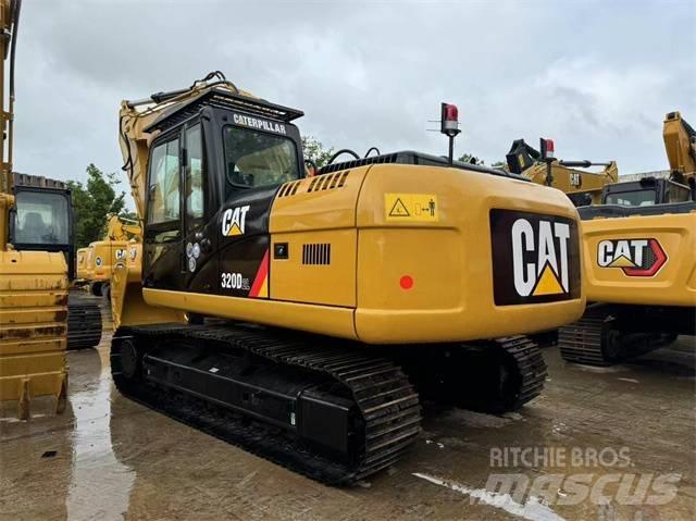 CAT 320 D Гусеничні екскаватори