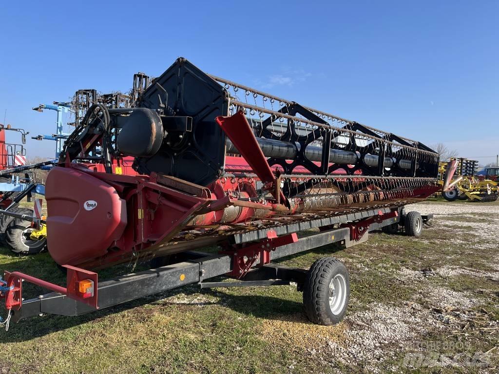 Case IH AF8240 Зернозбиральні комбайни
