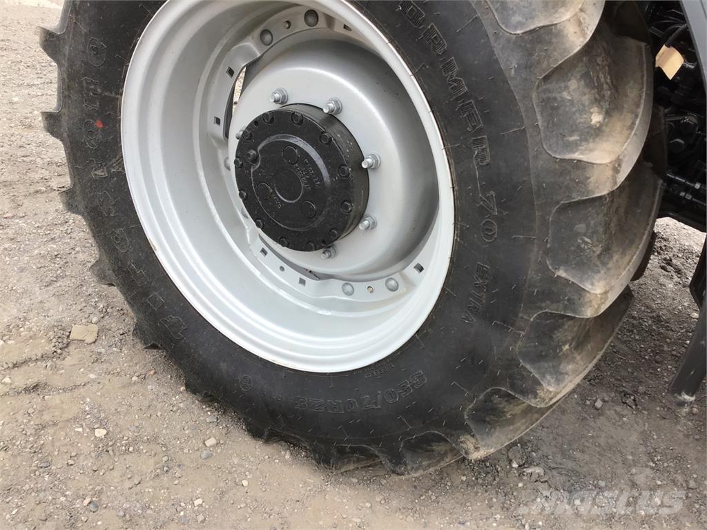 Case IH Luxxum 110 Трактори