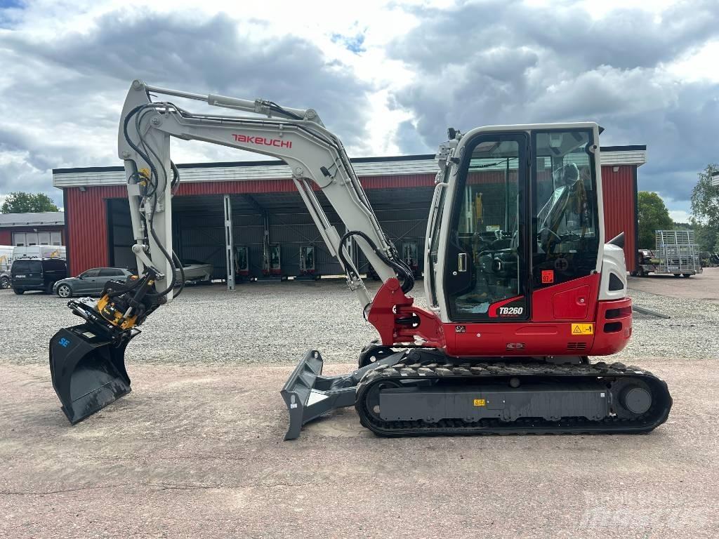 Takeuchi TB260 Міні-екскаватори < 7т